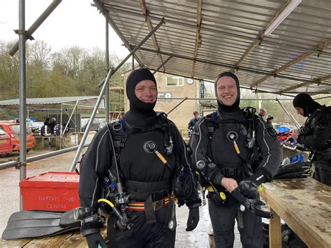 PADI Open Water in Drysuit - Oxford Dive Centre