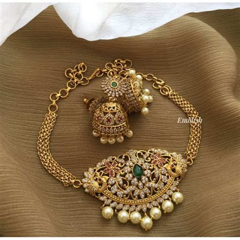 Neckpiece| Emblish