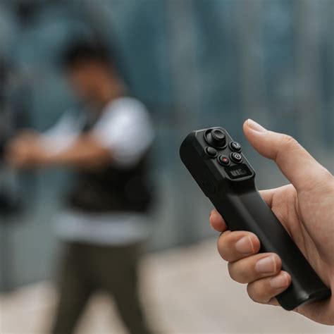 SmallRig Wireless Controller for DJI RS Series 3920 – GEARS OF FUTURE