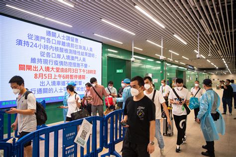 香港议员去澳门"一日游"被拒入境，理由很真实 - YouTube