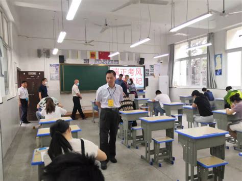 滁州教学点举行2021年在职研究生入学考试