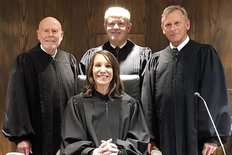 Pickaway Swears in Judge Elisa Peters as Circleville Municipal Court ...