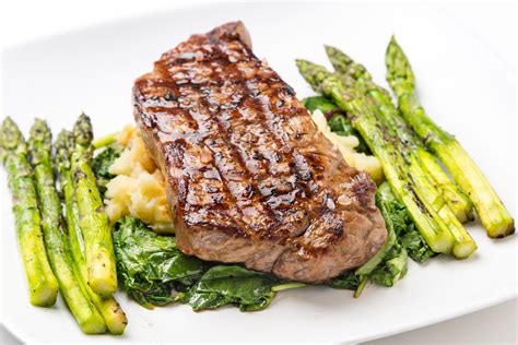 Grilled Steak & Asparagus - Oliver's Markets
