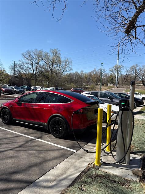 Golden Valley Library - Hennepin County Library | Golden Valley, MN ...