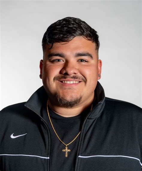 2024 Headshot! This upcoming season I will be a Box Office ...