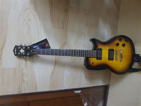 BAJAAO.COM - Buy Washburn WIN14 Idol Series Electric Guitar Online ...