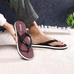 Hillings Women Flip Flops - Buy Hillings Women Flip Flops Online at ...