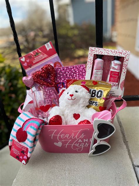 DIY Valentines Day Basket Ideas (2023 Ideas) Play Party, 60% OFF
