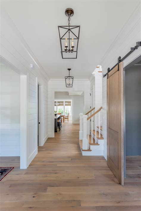 Farmhouse Flooring at Alex Cruz blog