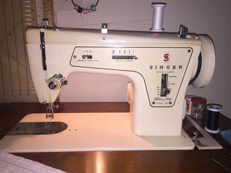 Singer 237 Sewing Machine Review 的图像结果