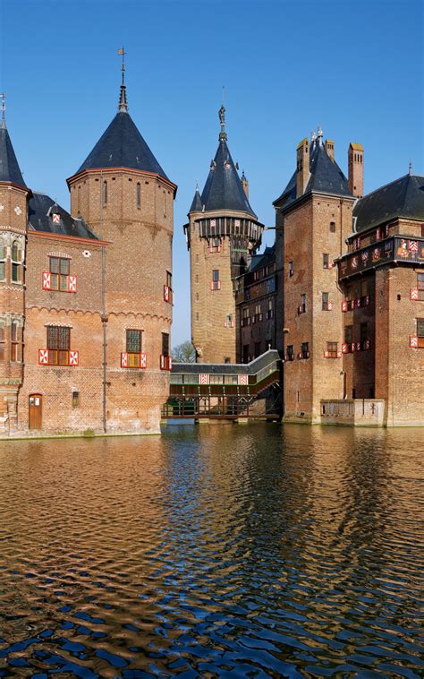 Download wallpaper the sky, the sun, pond, castle, tower, Netherlands ...