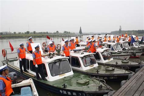 绍兴市区举行水上安全应急演习