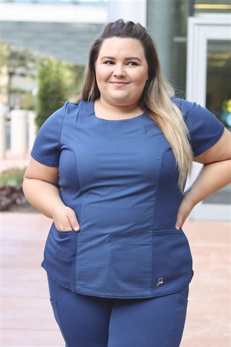 PLUS SIZE SCRUBS - Natalie in the City