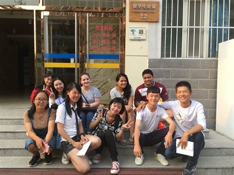 外国留学生在河北：写福字感受中国年味-经济视野网
