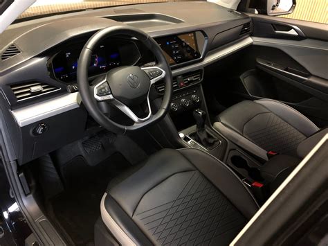 Volkswagen Taos 1.4 250 Tsi Total Flex Confortline Automático 2022 em ...