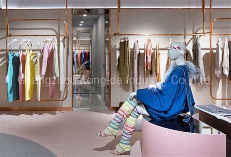 Cloth Shop Counter Design 的图像结果