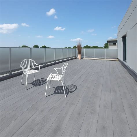Top Quality Outdoor Flooring in Dubai & Abu Dhabi | Grab the Deal