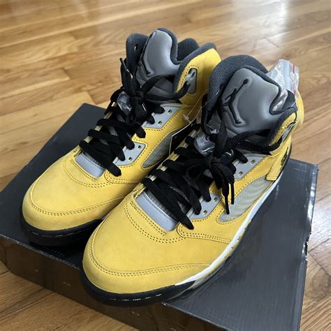Jordan 5 Black And Yellow