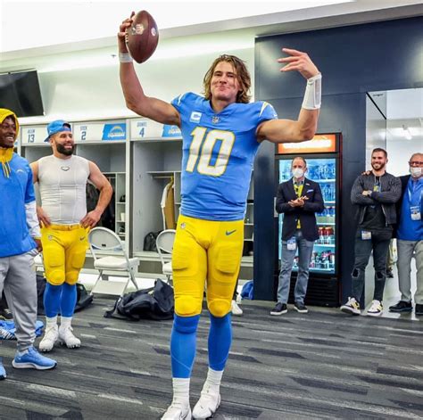 Justin herbert – Artofit