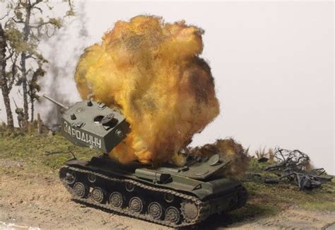 Exploding Tanks 的图像结果