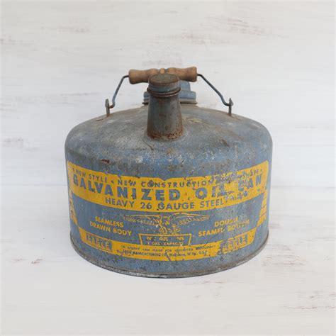 Metal Gas Can 1 Gallon