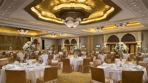 Emirates Palace Hotel, Abu Dhabi | Your Dream Destination Wedding ...