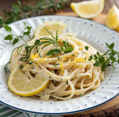 Pasta al Limone (zomers, makkelijk & snel!)