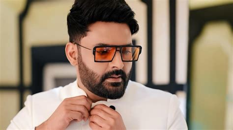 कपिल शर्मा के 'कैप्स कैफे' पर फायरिंग से हड़कंप, सदमे में कॉमेडियन ...