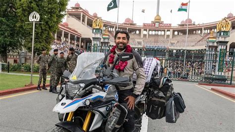 Pakistani Vlogger's Bike Journey Through India Spreads Love And Unity ...