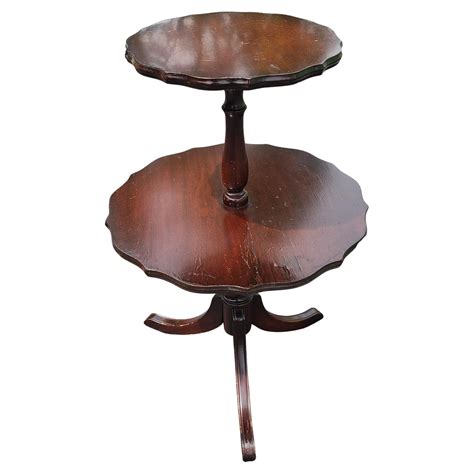 Early 20th Century Mahogany Two-Tier Dumbwaiter Desert Table For Sale ...