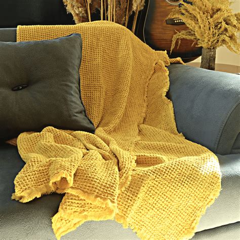 Mustard Yellow Waffle Throw Blankets – Puskul Textile