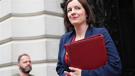 Phillipson announces bid for Labour deputy leadership – The Irish News