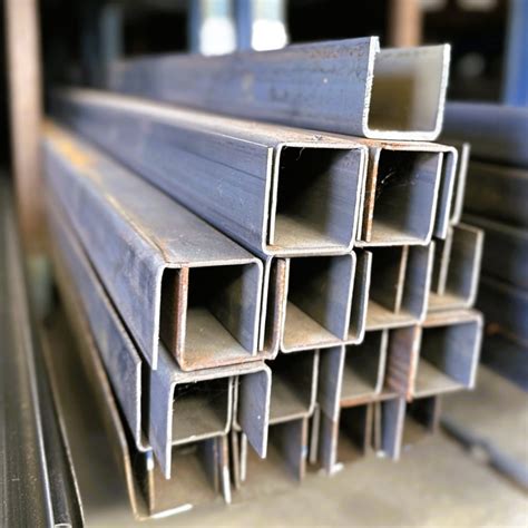 Profil U ohýbaný – 40 x 40 x 3 mm | Skladem | CZsystem