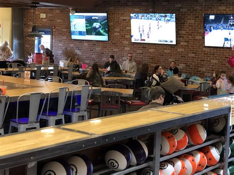 Social Pub | Enjoy Food & Drinks Now — Sun Mountain Fun Center