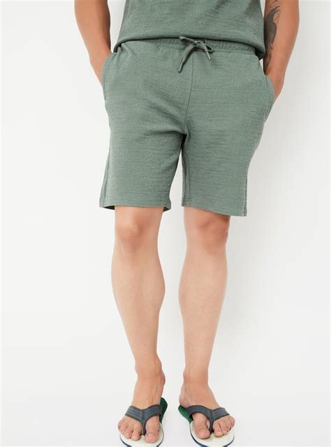 Buy Men Textured Shorts Online at just Rs. 599.0 - 1000014908350 | Max ...