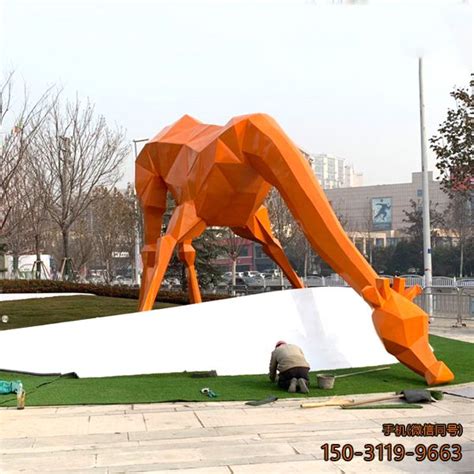 玻璃钢大型梅花鹿雕塑麋鹿户外仿真动物园林景观装饰摆件新年定制 - 惠州市纪元园林景观工程有限公司