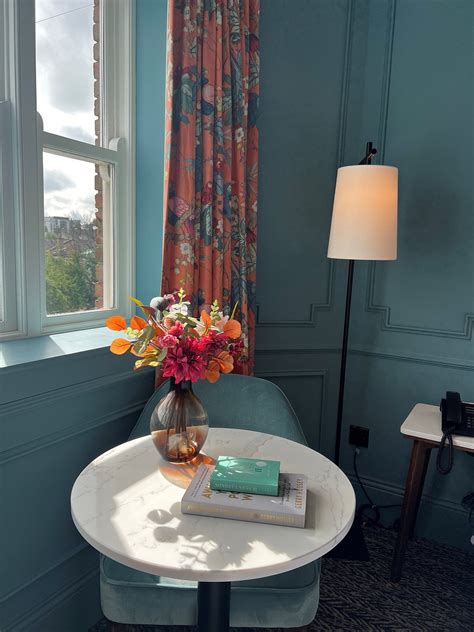 Waterloo Townhouse & Suites Rooms: Pictures & Reviews - Tripadvisor