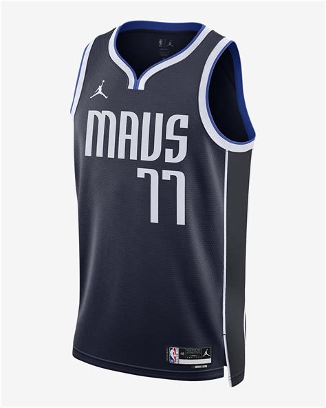 Dallas Mavericks Statement Edition Jordan Dri-FIT NBA Swingman Jersey ...