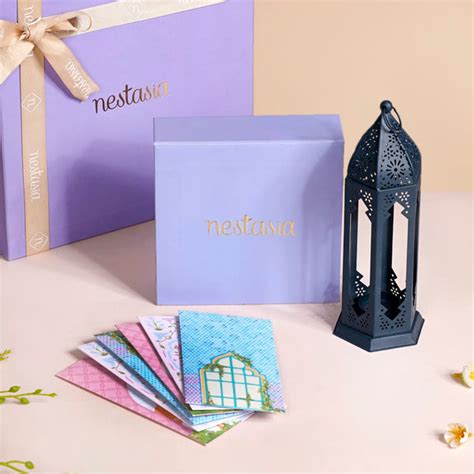 Luxe Gift Hamper Set Of 12 Online - Premium Gift hamper | Nestasia
