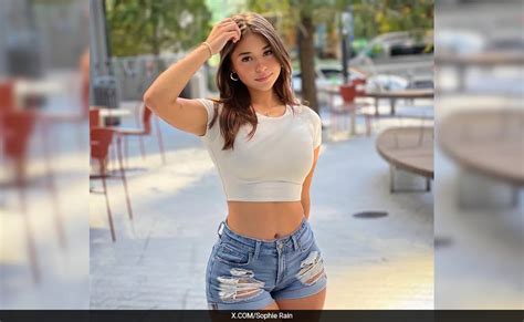 OnlyFans Model Sophie Rain Is Making Headlines Once Again. Here's Why