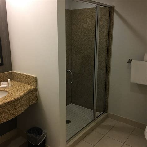 COURTYARD BY MARRIOTT SEATTLE KIRKLAND - Hotel Reviews, Photos, Rate ...