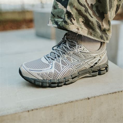 Men's shoes Asics Gel-Kayano 20 Gravel/ Pure Silver (1203A388-020 ...