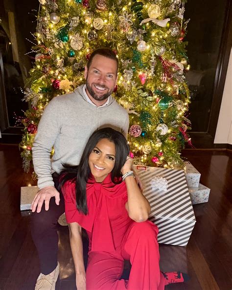 Rhonda Walker | The giving season really is the most wonderful time of ...