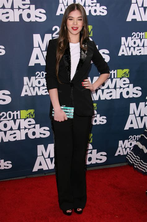 Hailee Steinfeld Plastic Surgery: Transformation Photos | Life & Style