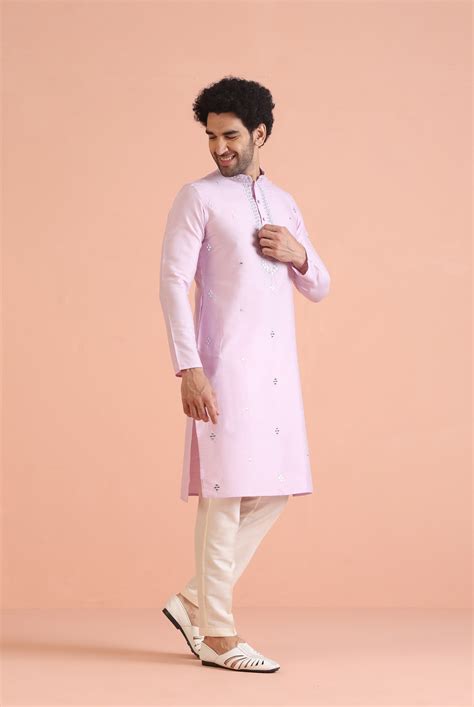 Elevate Ethnic Wardrobe with Kisah’s Kurta Sets for Men