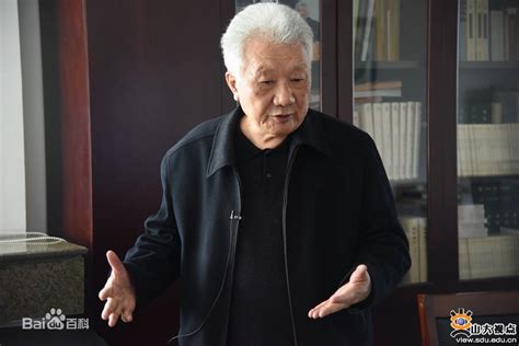 百廿风华·校友访谈丨刘震：穷理尽性，以至于命 -山东大学哲学与社会发展学院