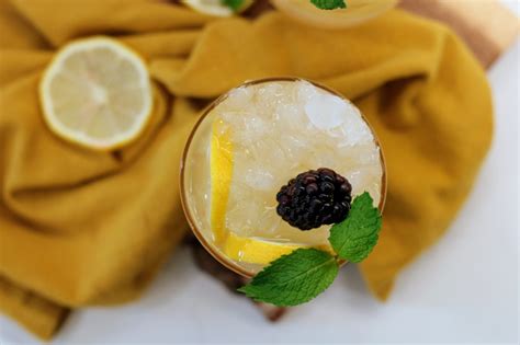Crown Royal Blackberry Lemonade (Blackberry Crown Royal Lemonade)