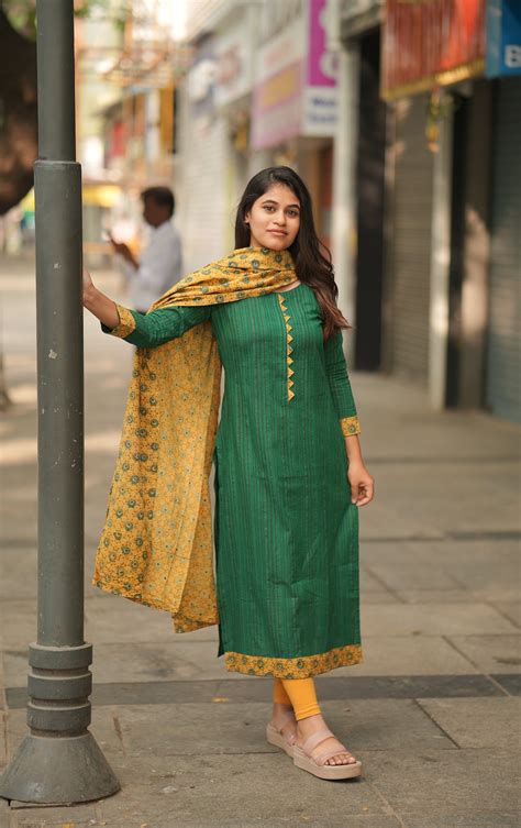 Elegant White Kurti Set with Dupatta &Trendy Kurti Set for Women – Page 2