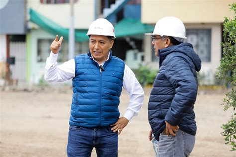 Alcalde Alex Callán inspecciona avance de obra en Boulevard Simón Bolívar - El Chino