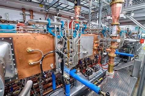 TED-Ed Particle Accelerator 的图像结果